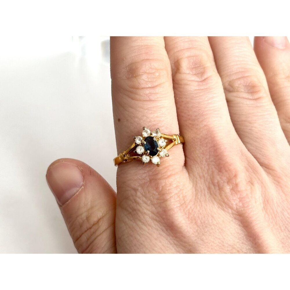 Blue Faux Sapphire Gemstone Gold Toned Costume Jewelry Vintage Ring - sz 11.25 - Picture 14 of 14